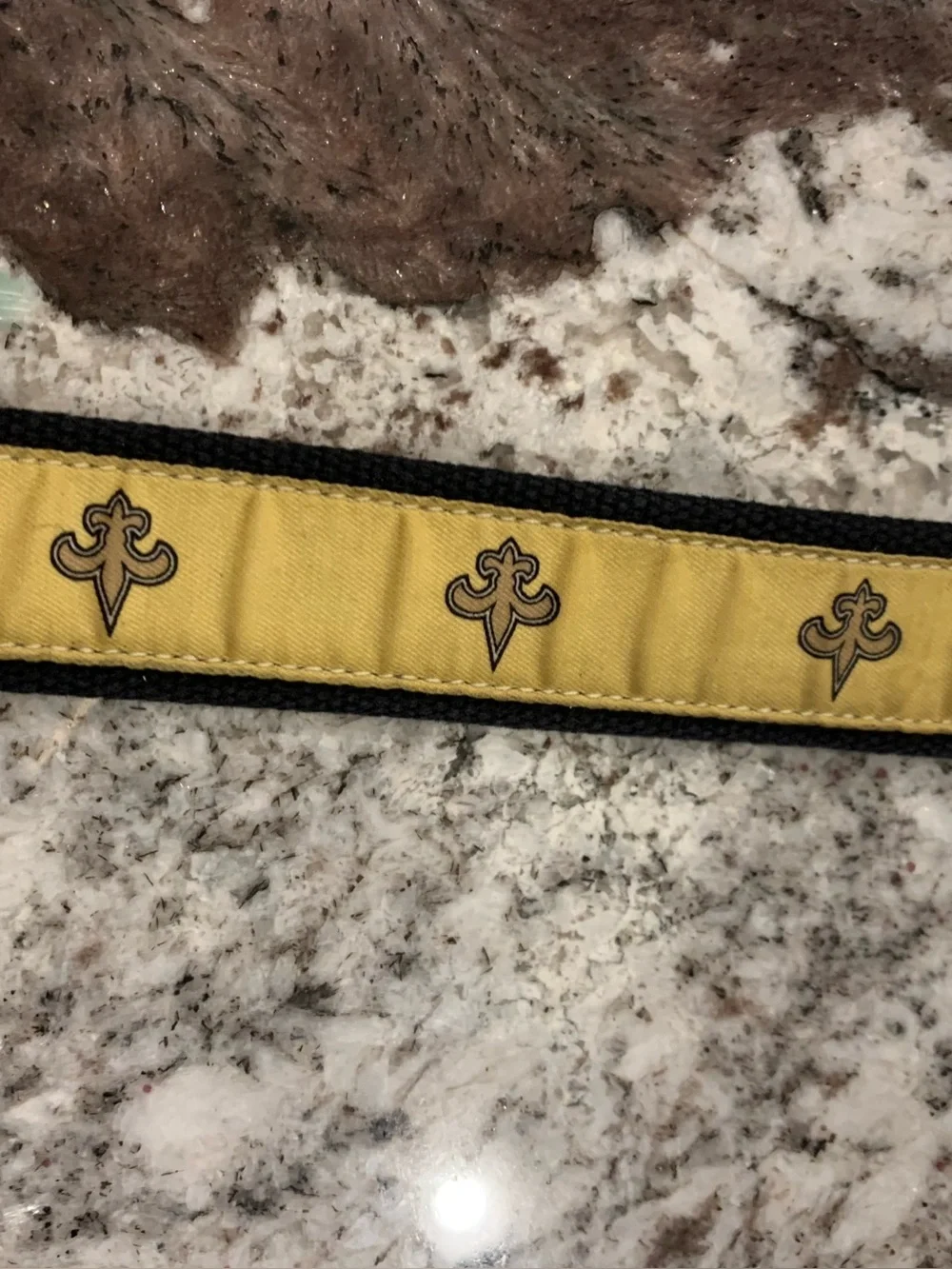 Vineyard vines fleur-de-lis belt size 38 New Orleans Saints